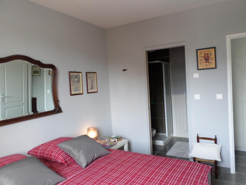 Les Broussous Bed & Breakfast Sauve Bilik gambar